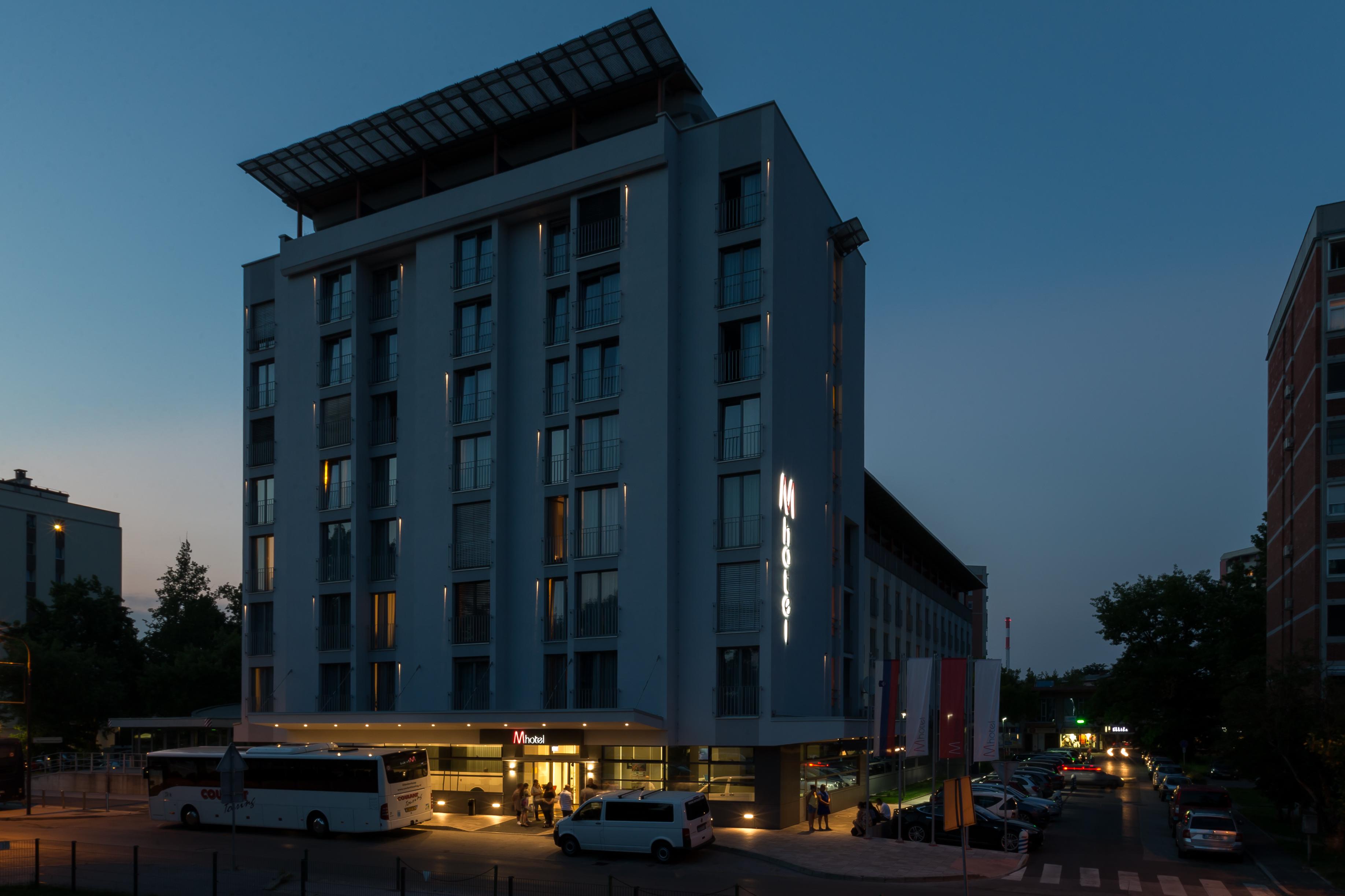 M Hotel Lubiana Esterno foto