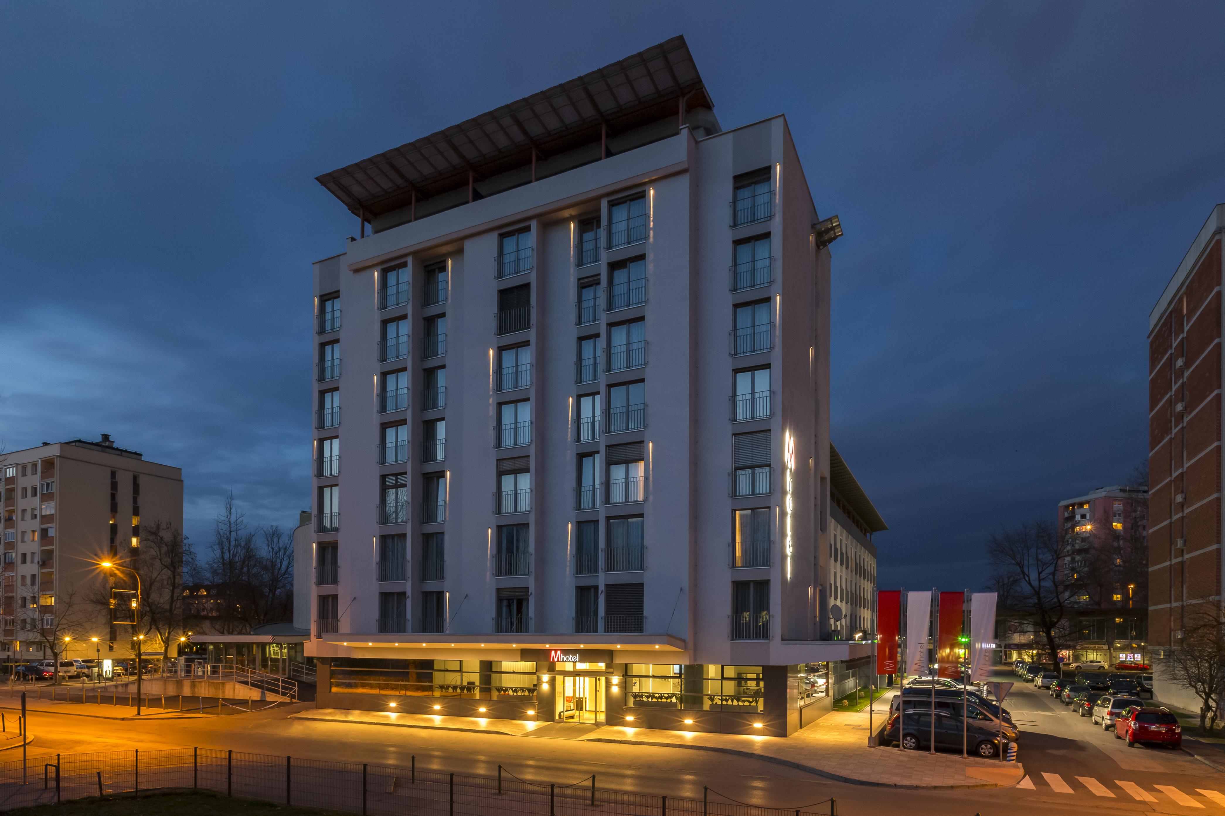 M Hotel Lubiana Esterno foto