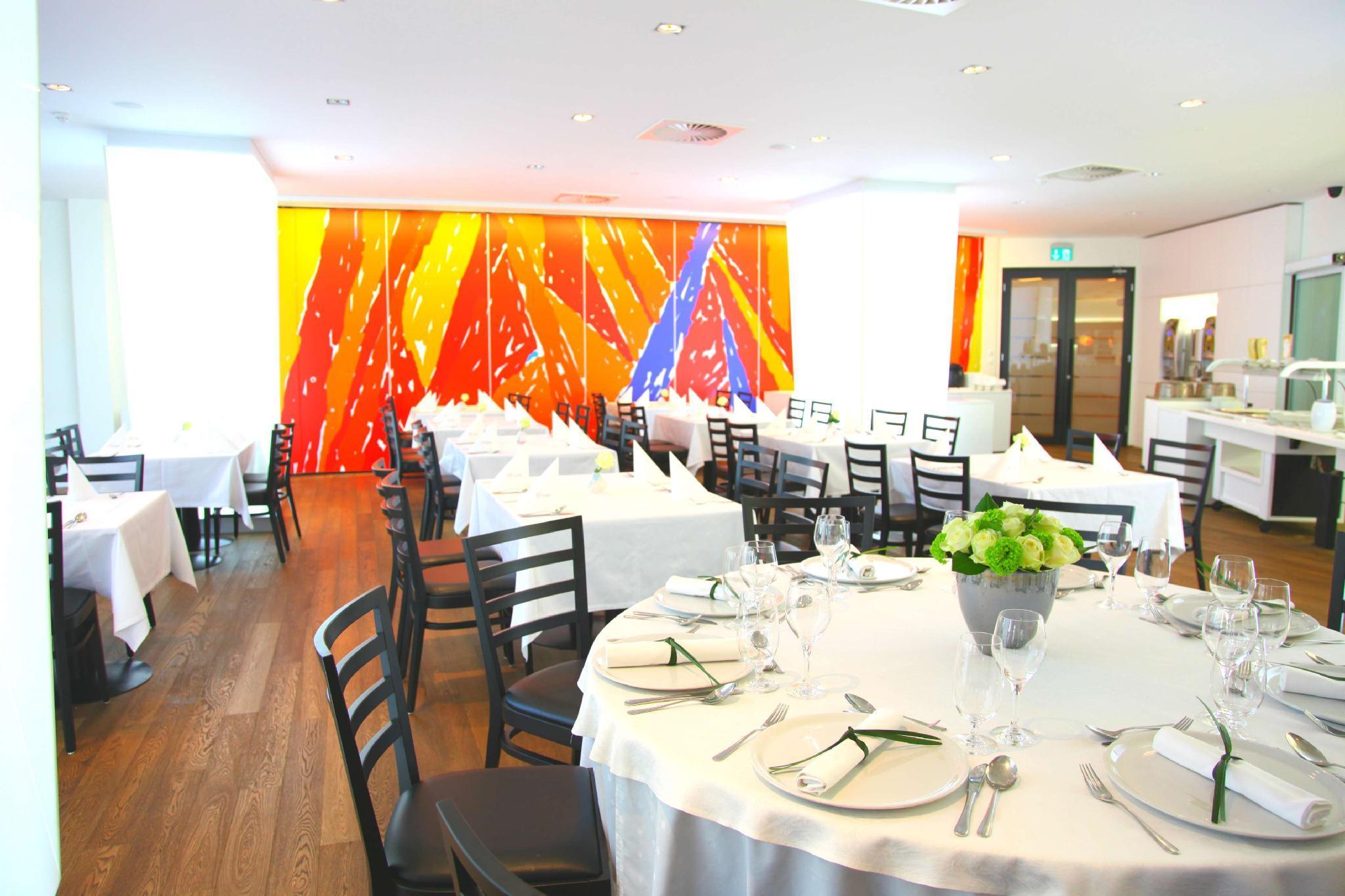 M Hotel Lubiana Esterno foto