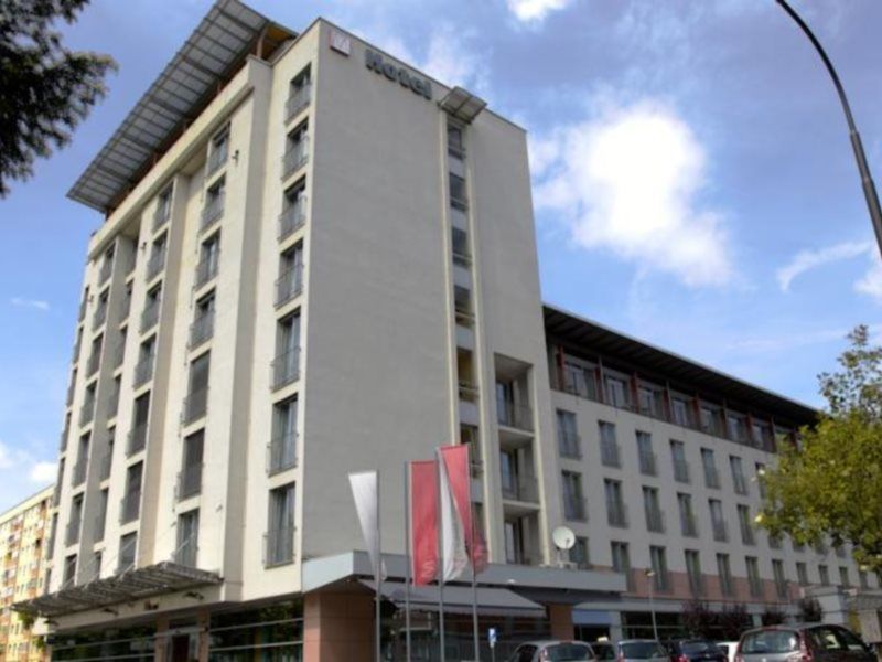 M Hotel Lubiana Esterno foto