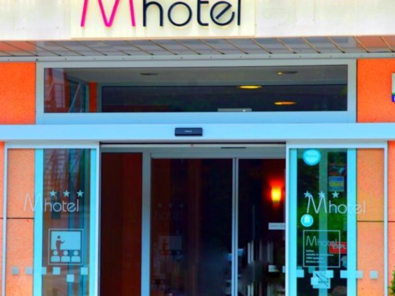 M Hotel Lubiana Esterno foto